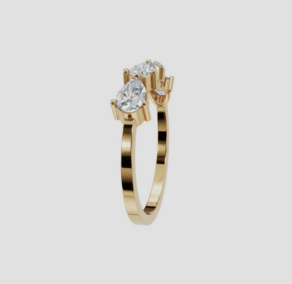 14k Gold Pear Cut Lab Diamond Ring (0.70ctw)
