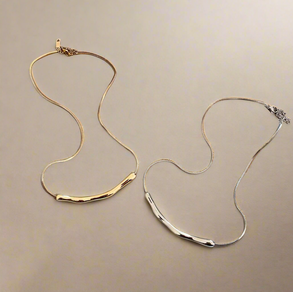 Molten Bar Snake Chain Necklace