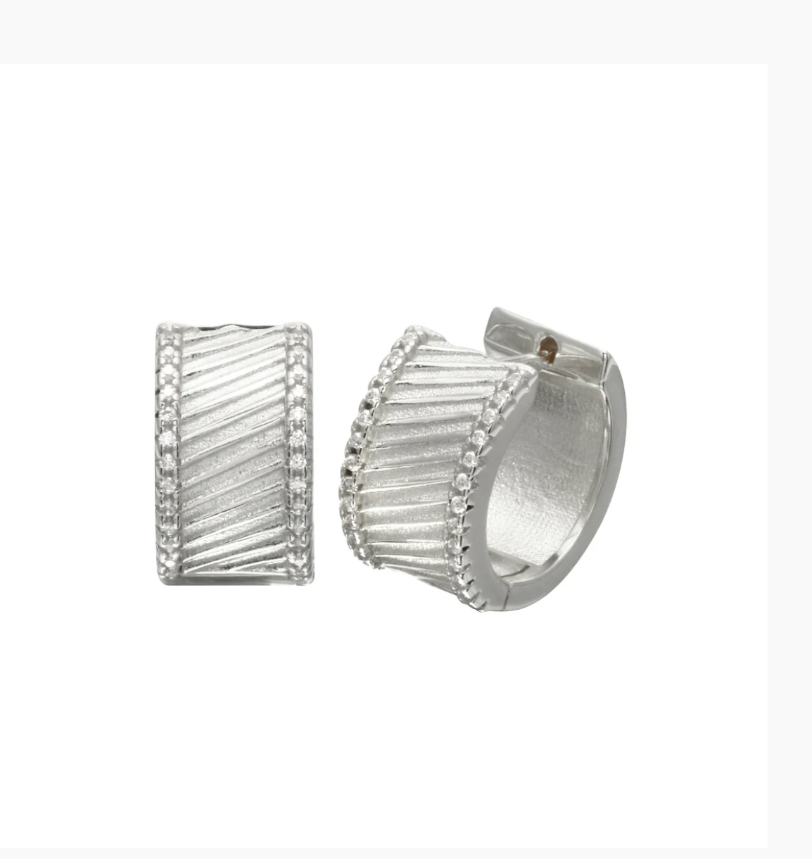 Fluted Chunky Chic Huggie, alternate view 2