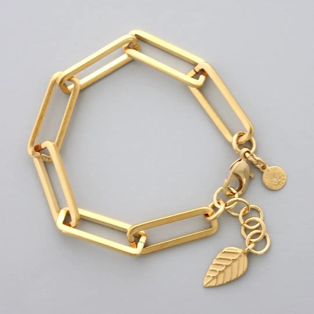 18k Matte Gold Paperclip Chain Bracelet