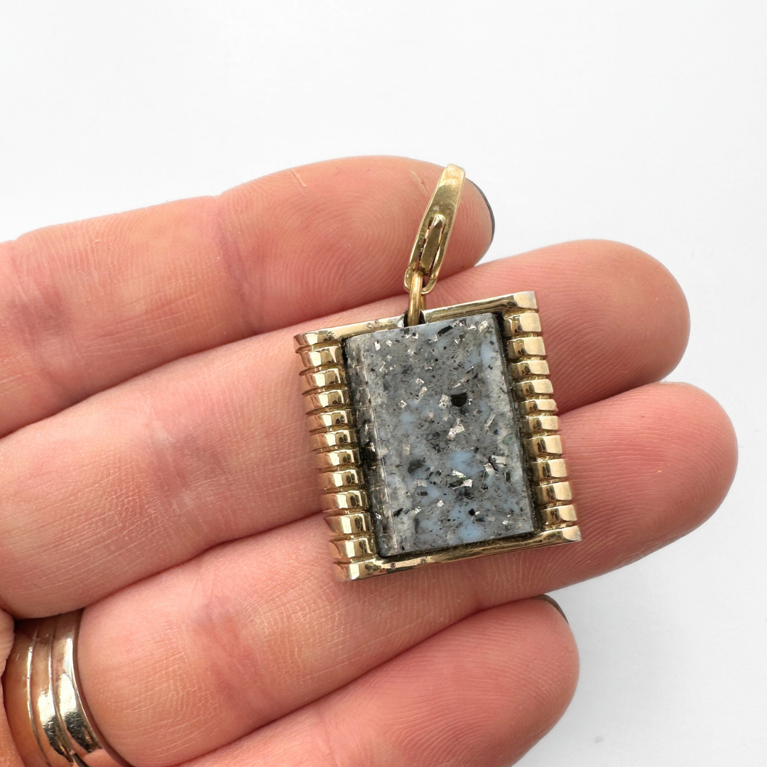 Vintage gray confetti and gold tone square cufflink charm, alternate view 2